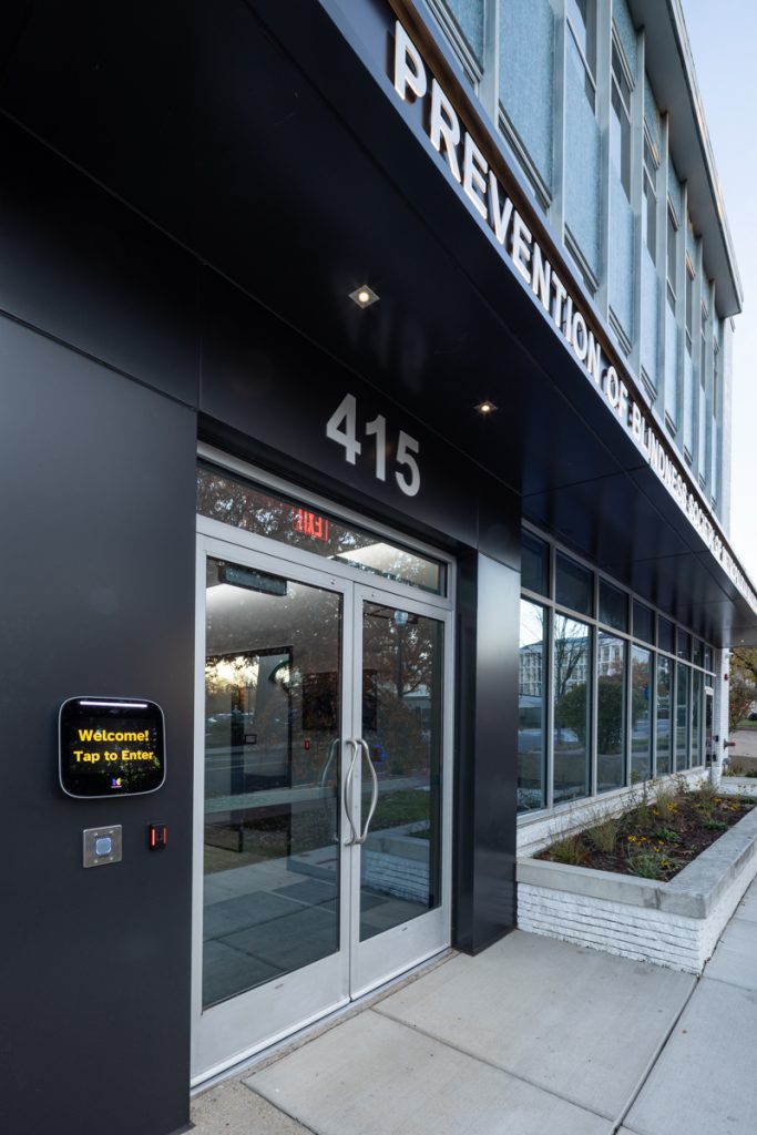 Image of front entrance of 415 2nd St NE